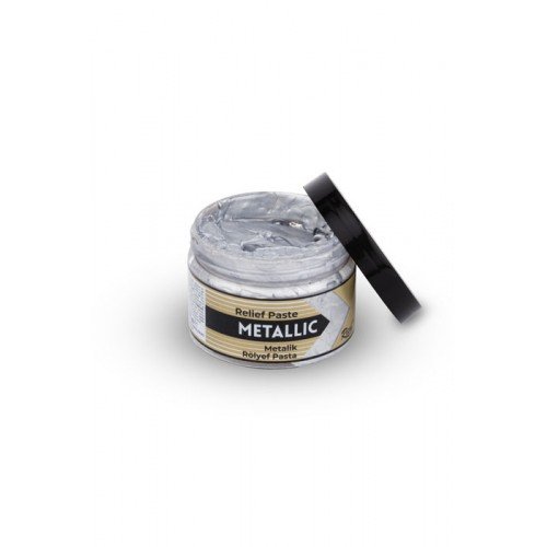 Relâchez le gâteau argent métallique